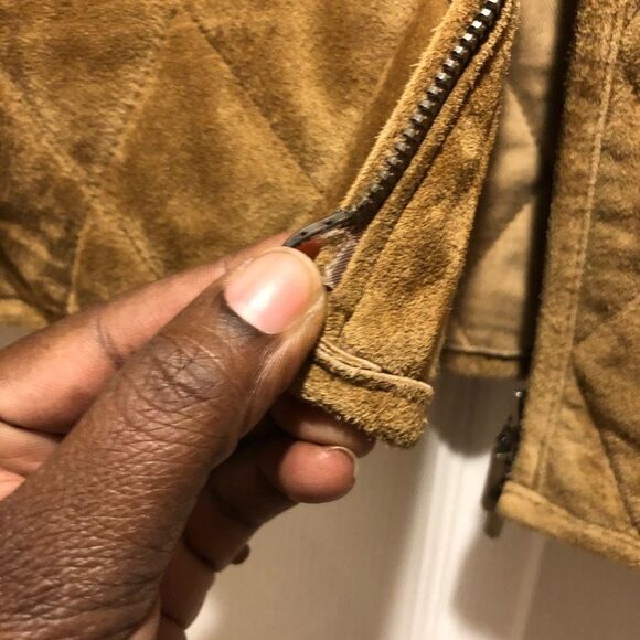 ANN TAYLOR quilted tan 100% suede/leather - Picture 5 of 7